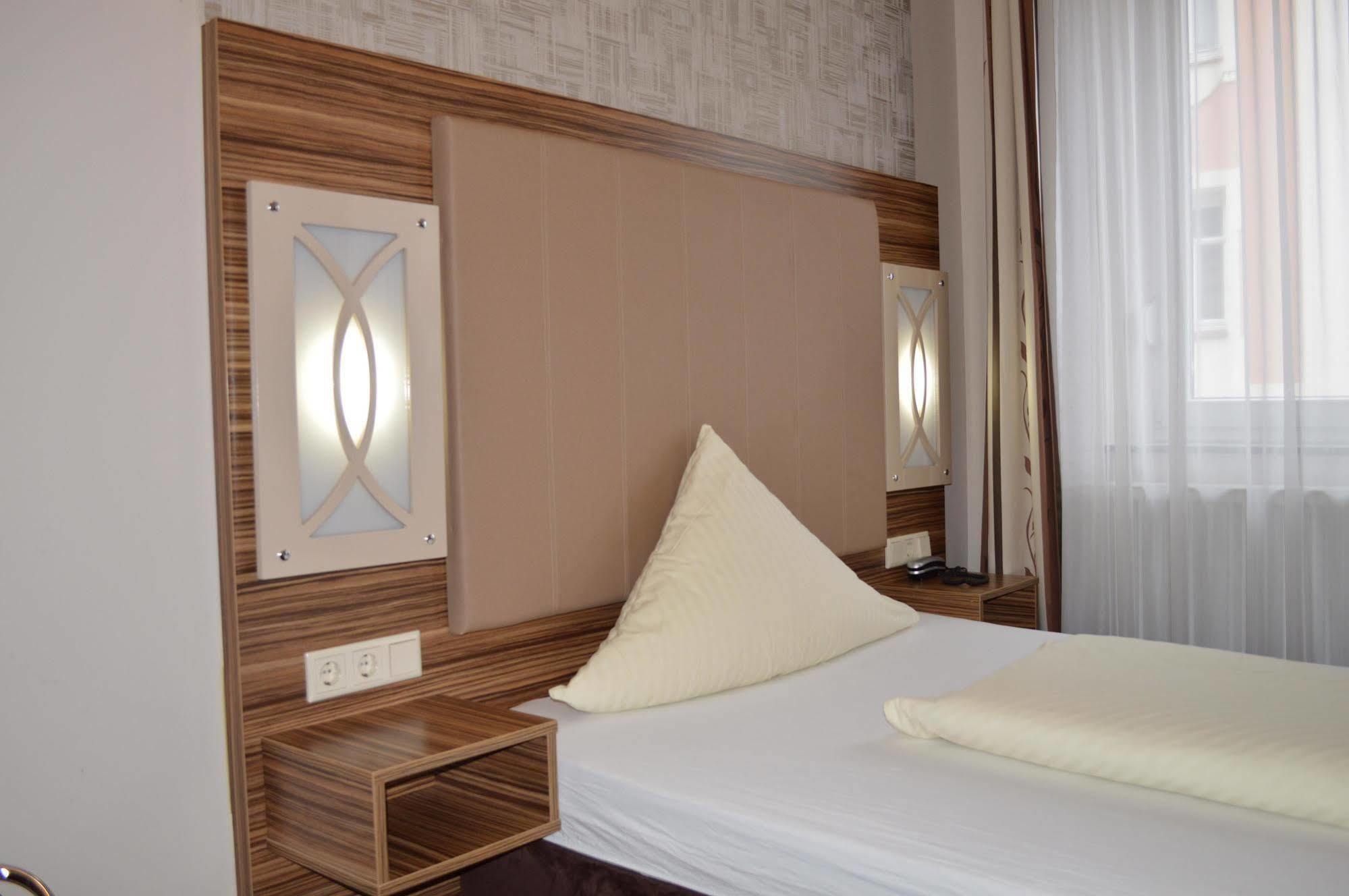 Erde Hotel ארלנגן מראה חיצוני תמונה